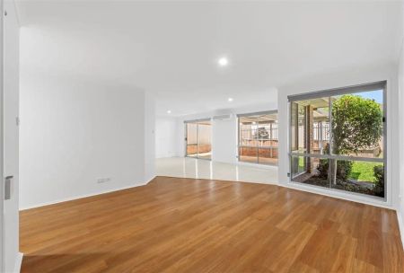 “Modern Family Home with Pool” - Photo 4