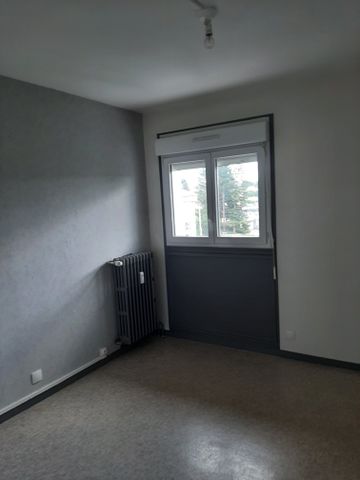 Location - Appartement T3 - 66 m² - Maîche - Photo 5