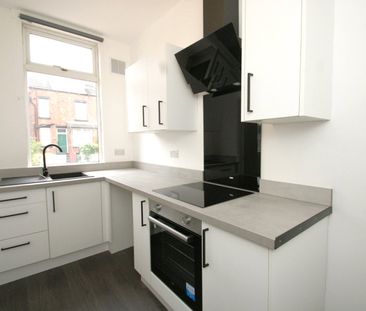 3 bedroom terraced house to rent - Photo 6