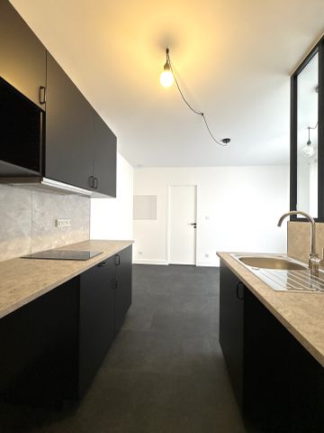 Location Appartement 1 pièce 32m² ST ETIENNE 42100 - Photo 2