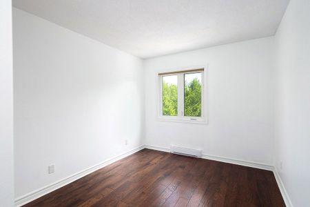 For Lease - 49 Trott Boulevard Unit# 182, Collingwood, Ontario - Photo 4