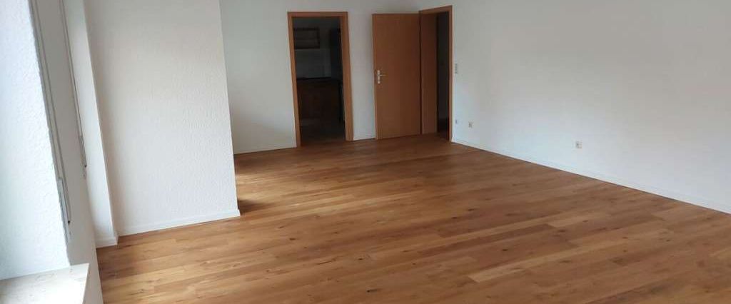 Viel Platz für Wohnen und Chichi - großzügiges und ruhiges Wohnen mitten in der Stadt! - Foto 1