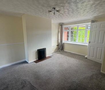 3 bedroom link detached house to rent - Photo 3