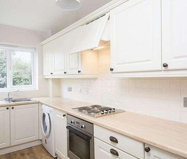 Collingwood Place, Walton-on-thames, KT12 - Photo 3
