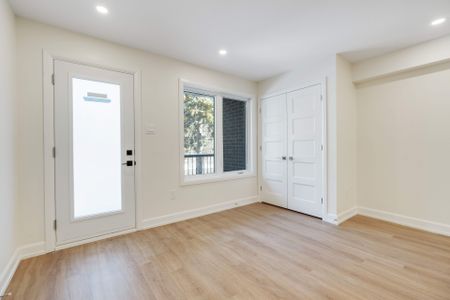 For Lease - 958 Fisher Avenue Unit# B, Carlington - Central Park, Ontario - Photo 5