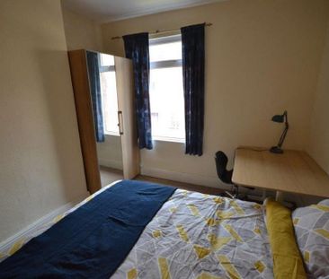 2 bedroom terraced house to rent - Photo 6