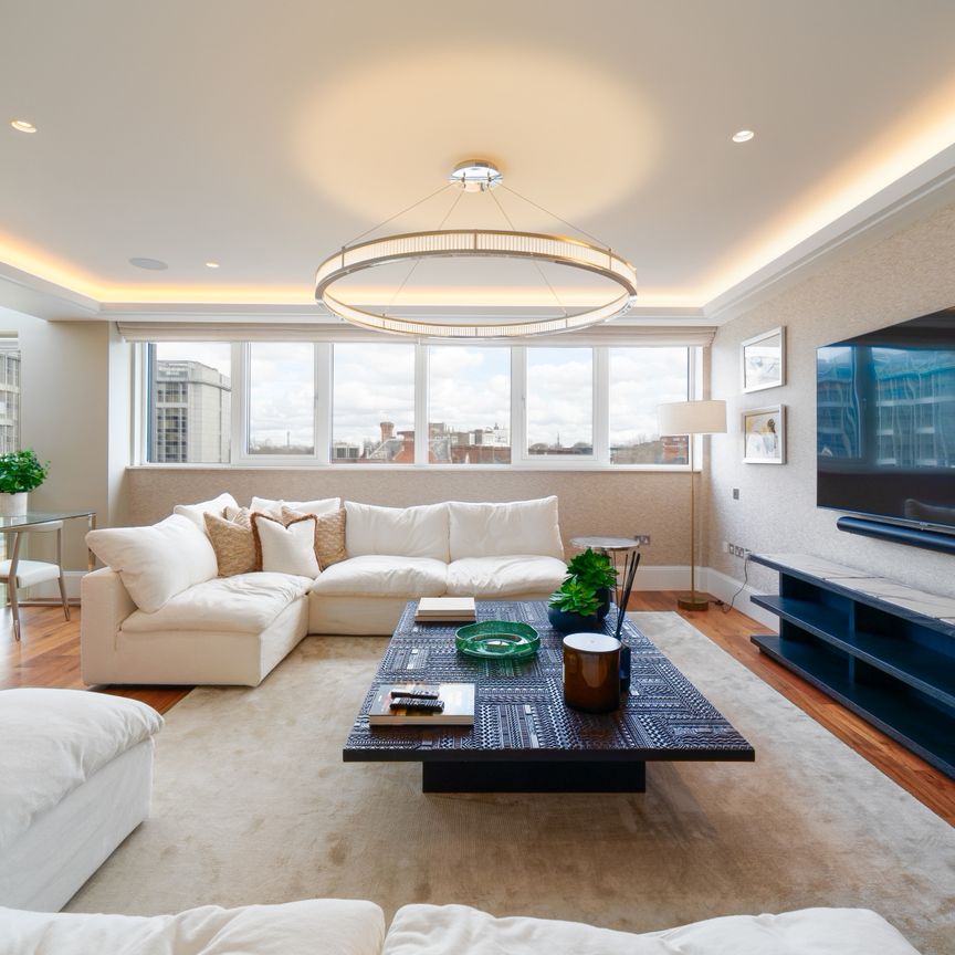 Modern duplex penthouse with breath-taking views of London - Photo 1