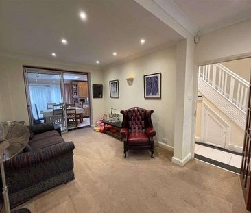 Park Avenue, Southall, UB1 - Photo 3