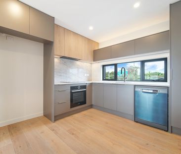 Brand new and close to the beach - Photo 2