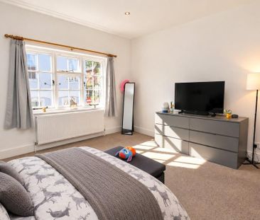 2 bedroom maisonette to rent - Photo 5