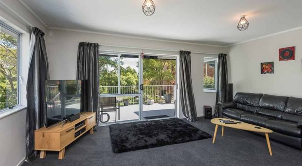 SUNNY TAHUNANUI LOCATION - Photo 1