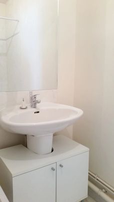 Location Appartement 3 pièces 63m² LA ROCHELLE 17000 - Photo 1