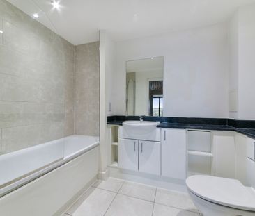 2 Bed Flat, Sienna Alto, SE13 - Photo 4