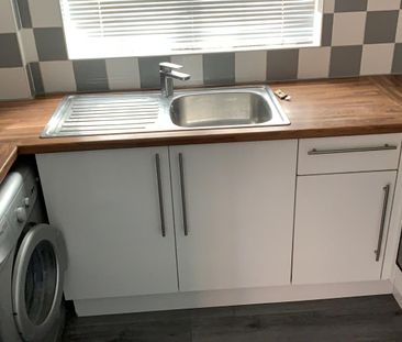 Dickinson Court, Wakefield - Photo 6