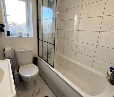 3 bedroom semi-detached house to rent - Photo 6