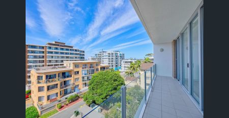 ICONIC LUXURY PENTHOUSE! - Photo 2