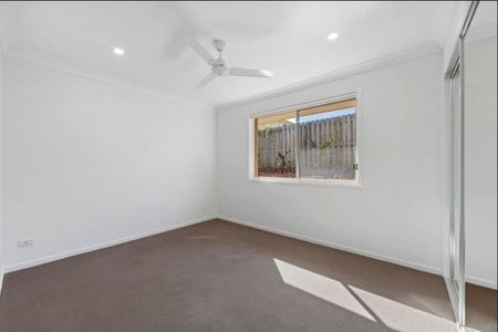 Spacious 4-bedroom house in Coomera - Photo 5