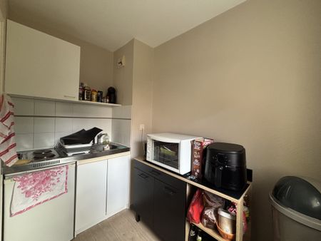 Location Appartement 1 pièce 27m² POITIERS 86000 - Photo 2