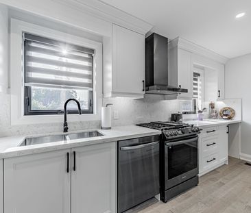 For Lease - 16 Boem Avenue, Toronto, Ontario - Photo 5