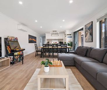 Spacious 5-Bedroom Furnished Home in the Heart of Jindabyne - Photo 6