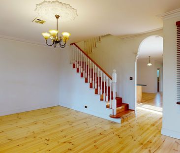 SPACIOUS TOWNHOUSE IN QUIET LOCATION - Photo 5