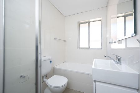 Modern Unit in a Highly Sought After Location - Photo 4