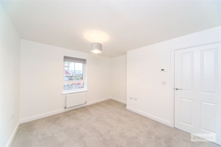 4 bedroom house to rent Spelt Avenue, Westham, Pevensey, East Sussex, BN24 - Photo 4