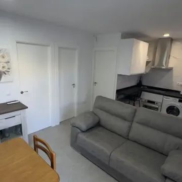Apartamento en alquiler en Calle de Eduardillo Guerrero, 1 - Photo 1