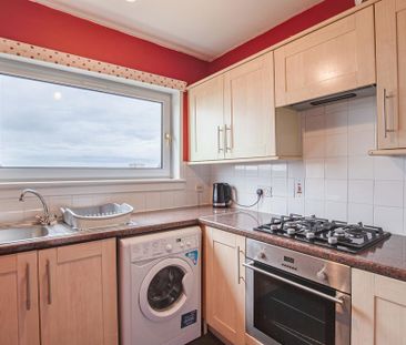 2 bedroom barn conversion to rent - Photo 1