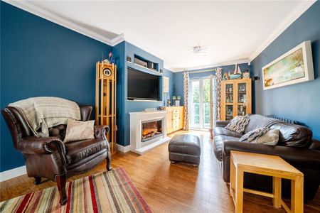 4 bedroom terraced house to rent - Photo 2