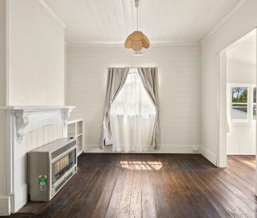 Charming 3 Bedroom Cottage - Photo 5