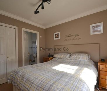 3 bedroom semi-detached house to rent - Photo 4