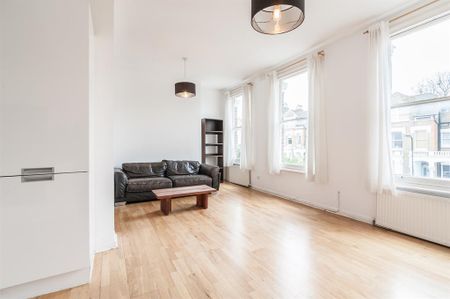 2 bedroom flat to rent - Photo 3