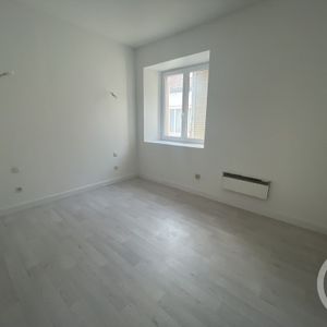 Location Appartement 3 pièces 55m² CHATEAU LANDON 77570 - Photo 2
