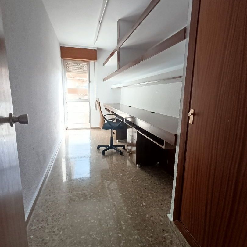 Piso de alquiler en Calle Merlo, 11, La Unión - Cruz de Humilladero - Los Tilos - Photo 1