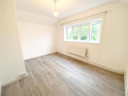 3 bedroom maisonette to rent - Photo 5