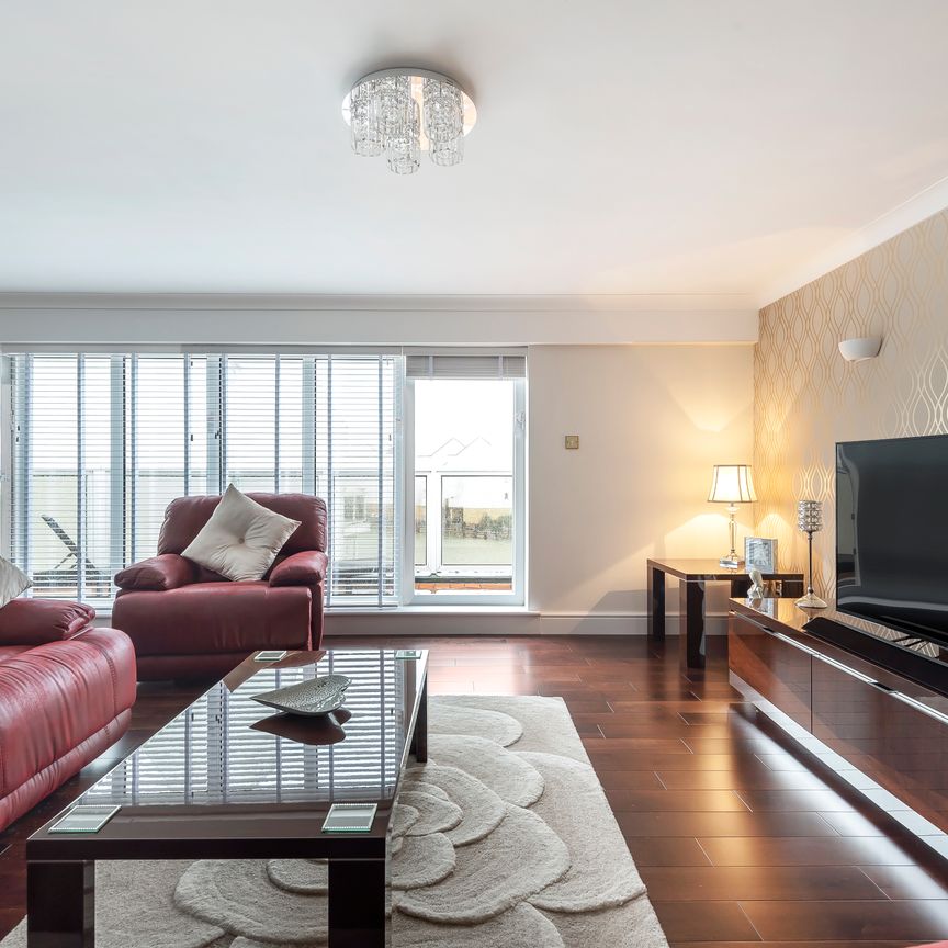 3 bedroom apartment to rent Moriconium Quay, Lake Avenue, BH15 - Photo 1