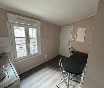 Location Appartement 1 pièce 16m² ANGOULEME 16000 - Photo 1