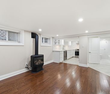 For Lease - 2 Montye Avenue Unit# Lower Apt A, Toronto, Ontario - Photo 2