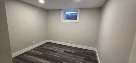 For Lease - 96 Geneva Crescent Unit# B, Kitchener, Ontario - Photo 4