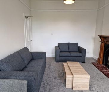 5 bedroom flat to rent - Photo 3