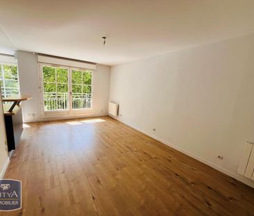 Location Appartement 3 pièces 66m² LILLE 59000 - Photo 1