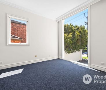 Contemporary Family Living in Hawthorn East - Photo 5