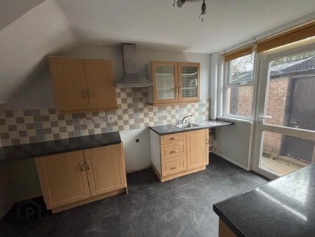 43a Carnhill Walk, Carrickfergus, BT38 7RG - Photo 5