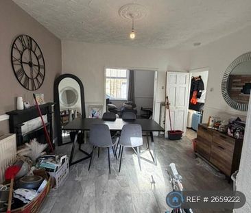 3 bedroom terraced house to rent - Photo 3