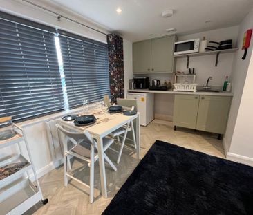 Detached house to rent - Photo 6