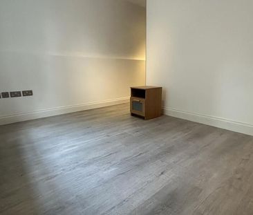 3 Bedroom Apartment To Let - Photo 5