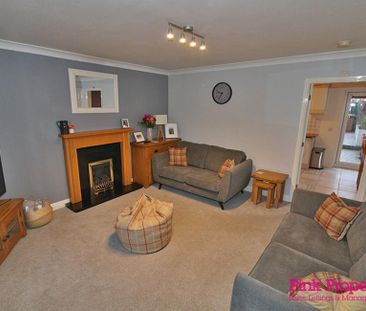 3 bedroom semi-detached house to rent - Photo 1