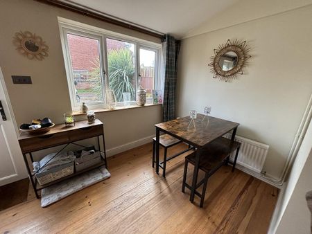 2 bedroom terraced house to rent - Photo 3