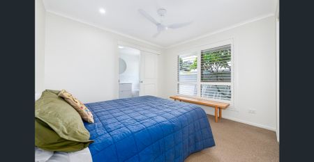 Experience Relaxed Coastal Living in This Stunning Waterfront Home - Photo 5